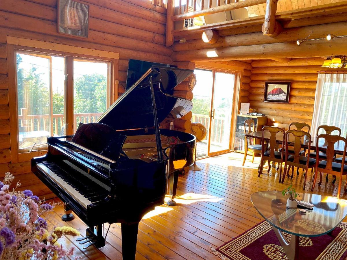 A Private Log House With Mt Fuji View & Piano - 